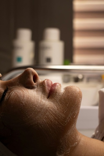Hydra Facial